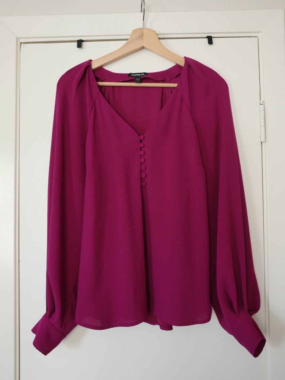 Express Women's Fuchsia Button-Front V-Neck Long Sleeve Blouse